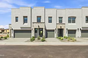 5820 S 35th Way, Phoenix, AZ 85040 - Photo 1