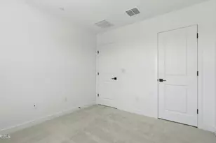 5820 S 35th Way, Phoenix, AZ 85040 - Photo 17