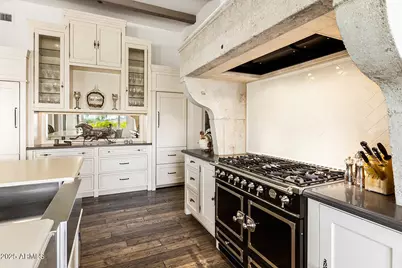 8531 N 49th Street, Paradise Valley, AZ 85253 - Photo 17