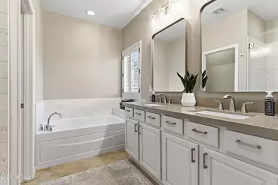 5253 W Maya Way, Phoenix, AZ 85083 - Photo 13