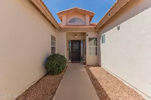 26052 S Glenburn Dr, Sun Lakes, AZ 85248 - Photo 5