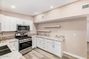 1712 W Corona Ave, Phoenix, AZ 85041 - Photo 9