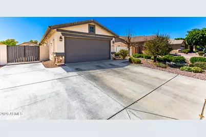 17755 W Hearn Road, Surprise, AZ 85388 - Photo 5