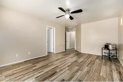 17755 W Hearn Road, Surprise, AZ 85388 - Photo 15