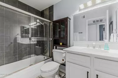 1005 W Laguna Drive, Tempe, AZ 85282 - Photo 17