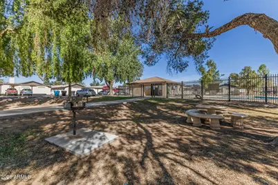 1005 W Laguna Drive, Tempe, AZ 85282 - Photo 25