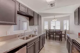 10202 N 87th Ave, Peoria, AZ 85345 - Photo 15