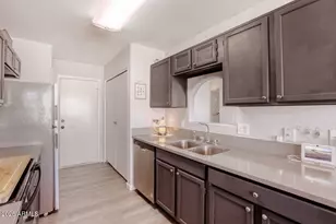 10202 N 87th Ave, Peoria, AZ 85345 - Photo 13