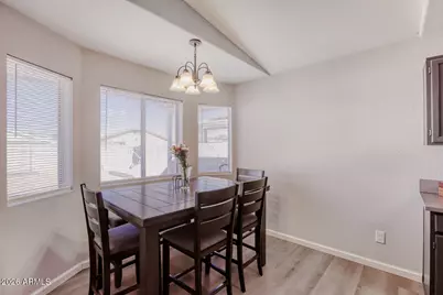 10202 N 87th Avenue, Peoria, AZ 85345 - Photo 11