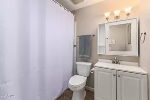 413 E Ellis Dr, Tempe, AZ 85282 - Photo 15