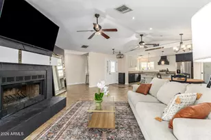 413 E Ellis Dr, Tempe, AZ 85282 - Photo 7