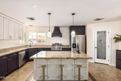 413 E Ellis Drive, Tempe, AZ 85282 - Photo 11