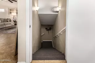 413 E Ellis Dr, Tempe, AZ 85282 - Photo 37