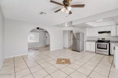 7201 W Rose Lane, Glendale, AZ 85303 - Photo 19