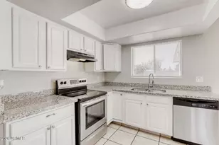 7201 W Rose Ln, Glendale, AZ 85303 - Photo 23