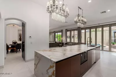 11312 E Greenway Road, Scottsdale, AZ 85255 - Photo 15