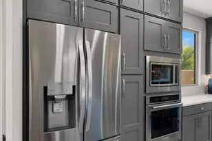 5957 E Salter Dr, Phoenix, AZ 85054 - Photo 13