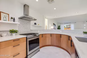 3715 E Glenrosa Ave, Phoenix, AZ 85018 - Photo 11