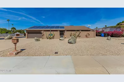 2902 E Claire Drive, Phoenix, AZ 85032 - Photo 1