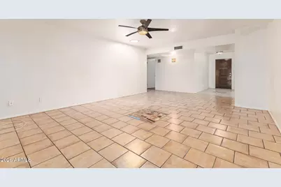 2902 E Claire Drive, Phoenix, AZ 85032 - Photo 9