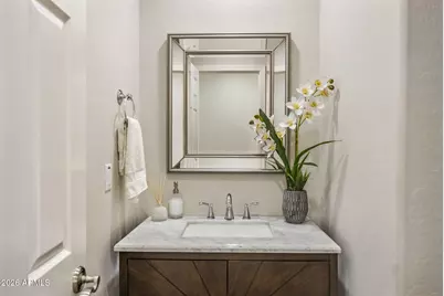 3756 E Donald Drive, Phoenix, AZ 85050 - Photo 19