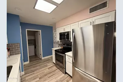 10731 W Tropicana Circle, Sun City, AZ 85351 - Photo 5