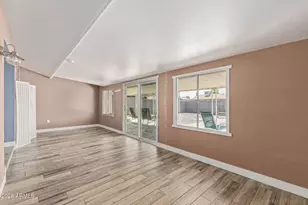 10731 W Tropicana Cir, Sun City, AZ 85351 - Photo 17