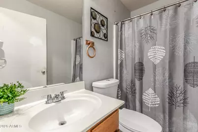 8922 W Monte Vista Road, Phoenix, AZ 85037 - Photo 23