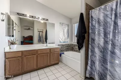 8922 W Monte Vista Road, Phoenix, AZ 85037 - Photo 15