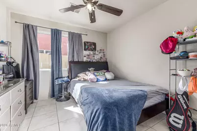 8922 W Monte Vista Road, Phoenix, AZ 85037 - Photo 17