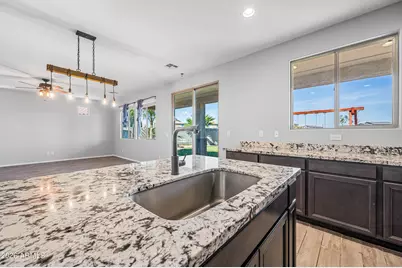 18138 W Robin Lane, Surprise, AZ 85387 - Photo 19