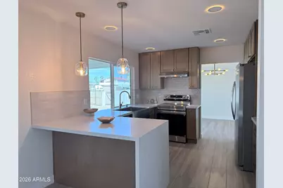 3130 W Sandra Terrace, Phoenix, AZ 85053 - Photo 3