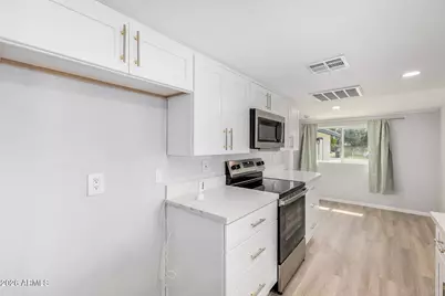 3020 E Virginia Avenue, Phoenix, AZ 85008 - Photo 13