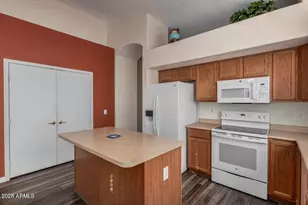 17709 W Sunbelt Dr, Surprise, AZ 85374 - Photo 17