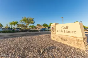 1362 E Cherry Hills Dr, Chandler, AZ 85249 - Photo 33