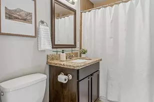 2327 E Weldon Ave, Phoenix, AZ 85016 - Photo 15