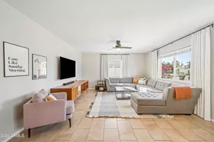 2327 E Weldon Ave, Phoenix, AZ 85016 - Photo 3