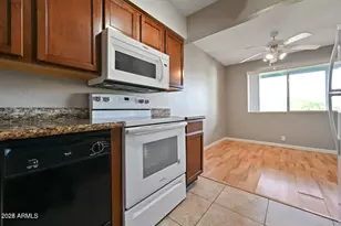 1702 W Tuckey Ln, Phoenix, AZ 85015 - Photo 11