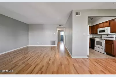1702 W Tuckey Lane #Unit 212, Phoenix, AZ 85015 - Photo 7