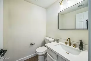 12311 N 79th Ave, Peoria, AZ 85381 - Photo 11