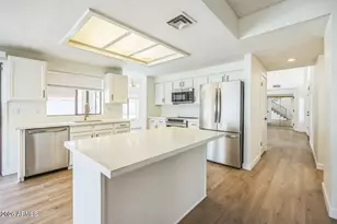 12311 N 79th Ave, Peoria, AZ 85381 - Photo 15