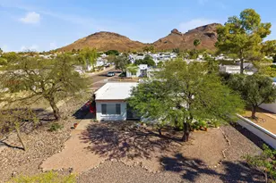 1301 E Canterbury Dr, Phoenix, AZ 85022 - Photo 33