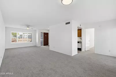 1301 E Canterbury Drive, Phoenix, AZ 85022 - Photo 7