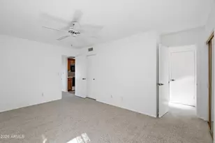 1301 E Canterbury Dr, Phoenix, AZ 85022 - Photo 19