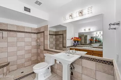 1301 E Canterbury Drive, Phoenix, AZ 85022 - Photo 13