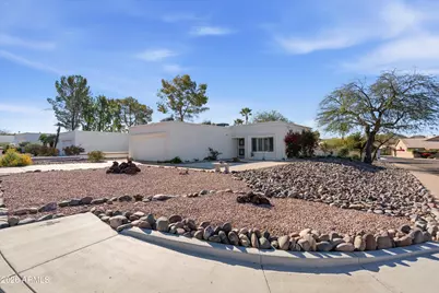 1301 E Canterbury Drive, Phoenix, AZ 85022 - Photo 39