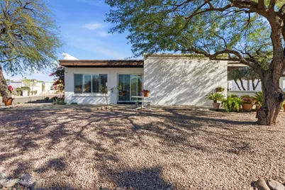 1301 E Canterbury Drive, Phoenix, AZ 85022 - Photo 29