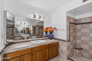 1301 E Canterbury Dr, Phoenix, AZ 85022 - Photo 21