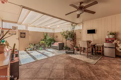 11017 W Topaz Drive, Sun City, AZ 85351 - Photo 17