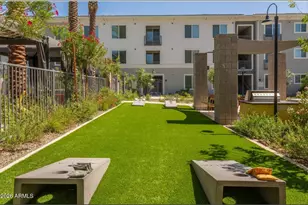 20350 N 7th Ave, Phoenix, AZ 85027 - Photo 9